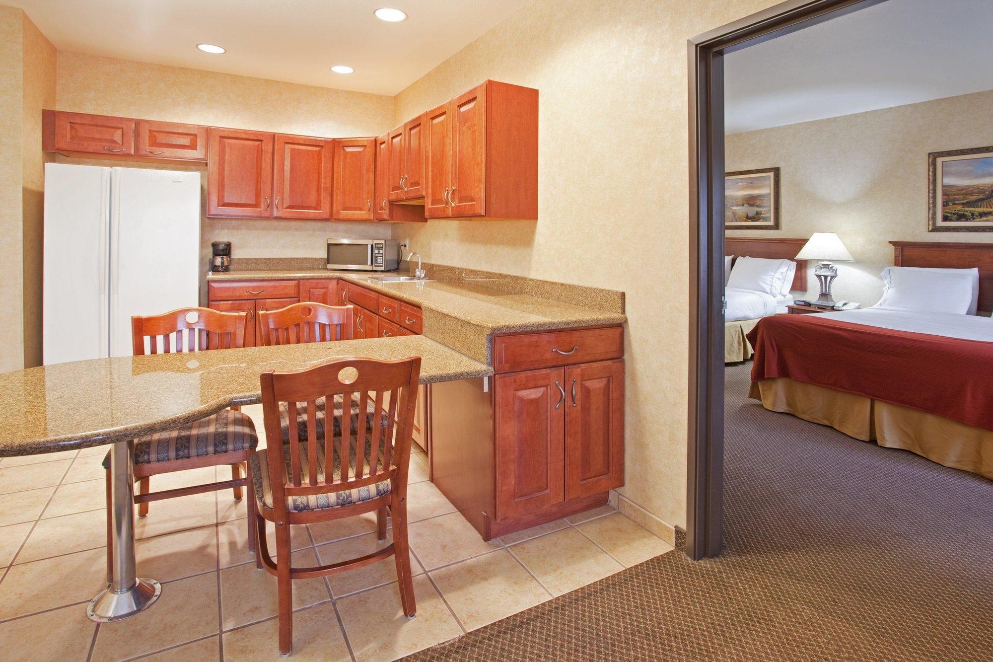 Holiday Inn Express Hotel & Suites Barstow By Ihg Luaran gambar