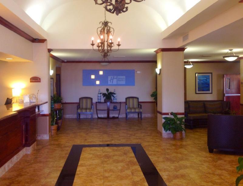 Holiday Inn Express Hotel & Suites Barstow By Ihg Luaran gambar