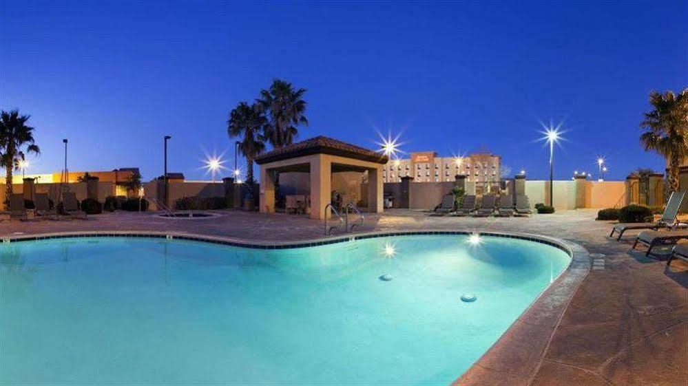 Holiday Inn Express Hotel & Suites Barstow By Ihg Luaran gambar