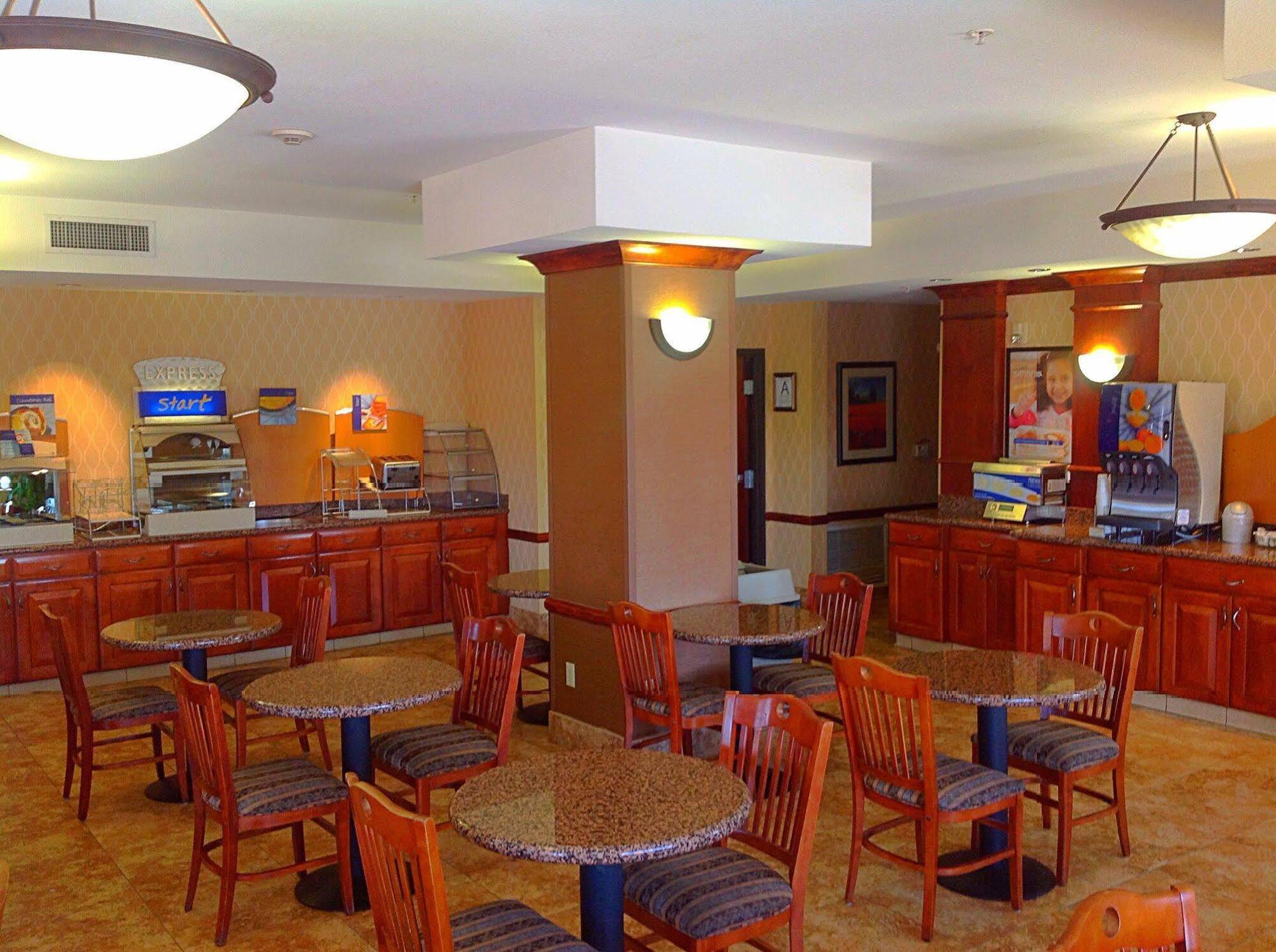 Holiday Inn Express Hotel & Suites Barstow By Ihg Luaran gambar