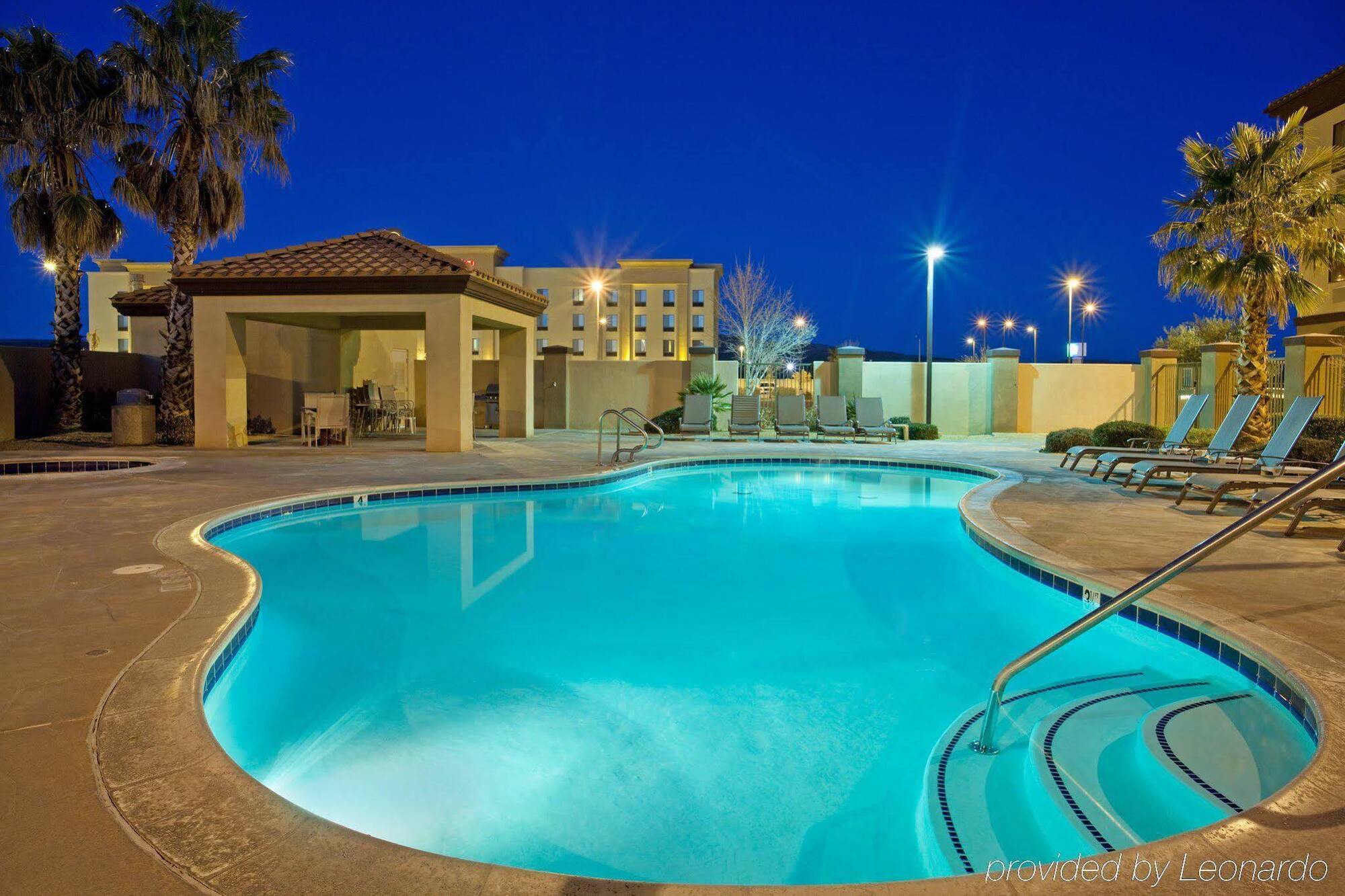 Holiday Inn Express Hotel & Suites Barstow By Ihg Luaran gambar